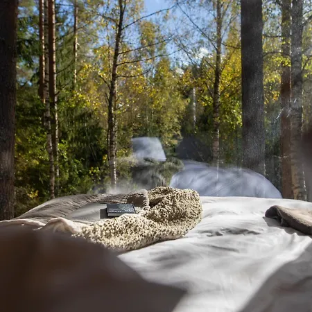 Luxury Forest With Hot Tub Tabina